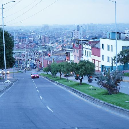 Casa De Lourdes - La Candelaria Bogotá Exteriör bild